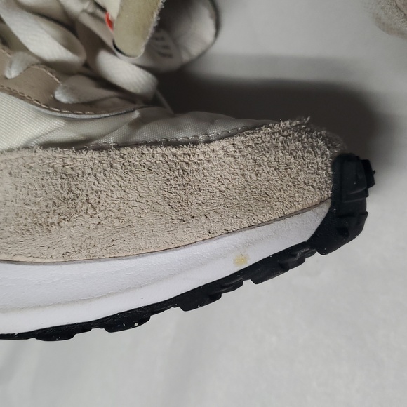 Nike Waffle Debut Womens Sneakers Size 9 Cream Tan Black - Picture 6 of 16